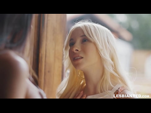❤️ Meisje komt een paar maanden later thuis en eindigt met het eten van haar stiefmoeders poesje Quality sex at us ❤