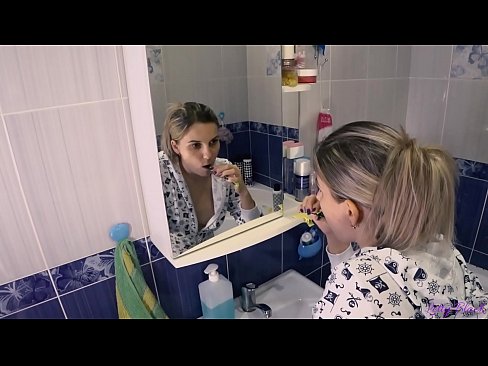 ❤️ Kappen met jong in pyjama eindigt oraal cum in kont - letty zwart Quality sex at us ❤